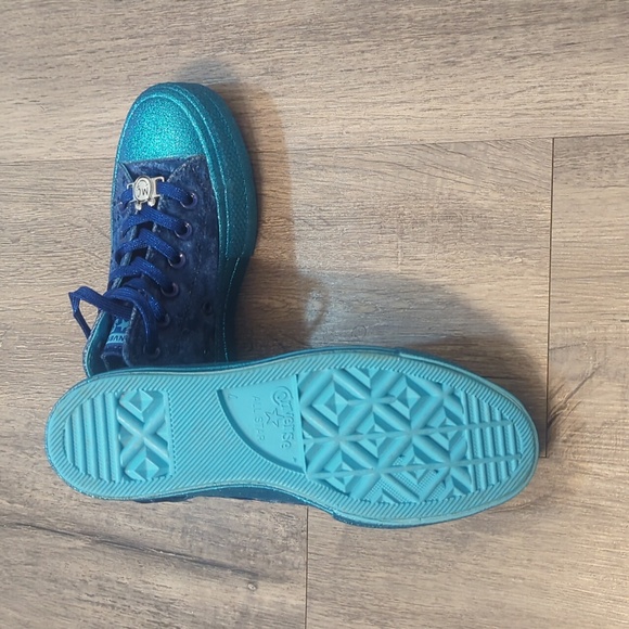 Converse Chuck Taylor Allstar Platform OX x Miley Cirus Gnarly Blue Sneakers - Picture 9 of 10